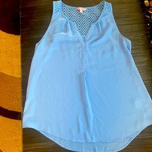 Candies Baby blue flowy tank top